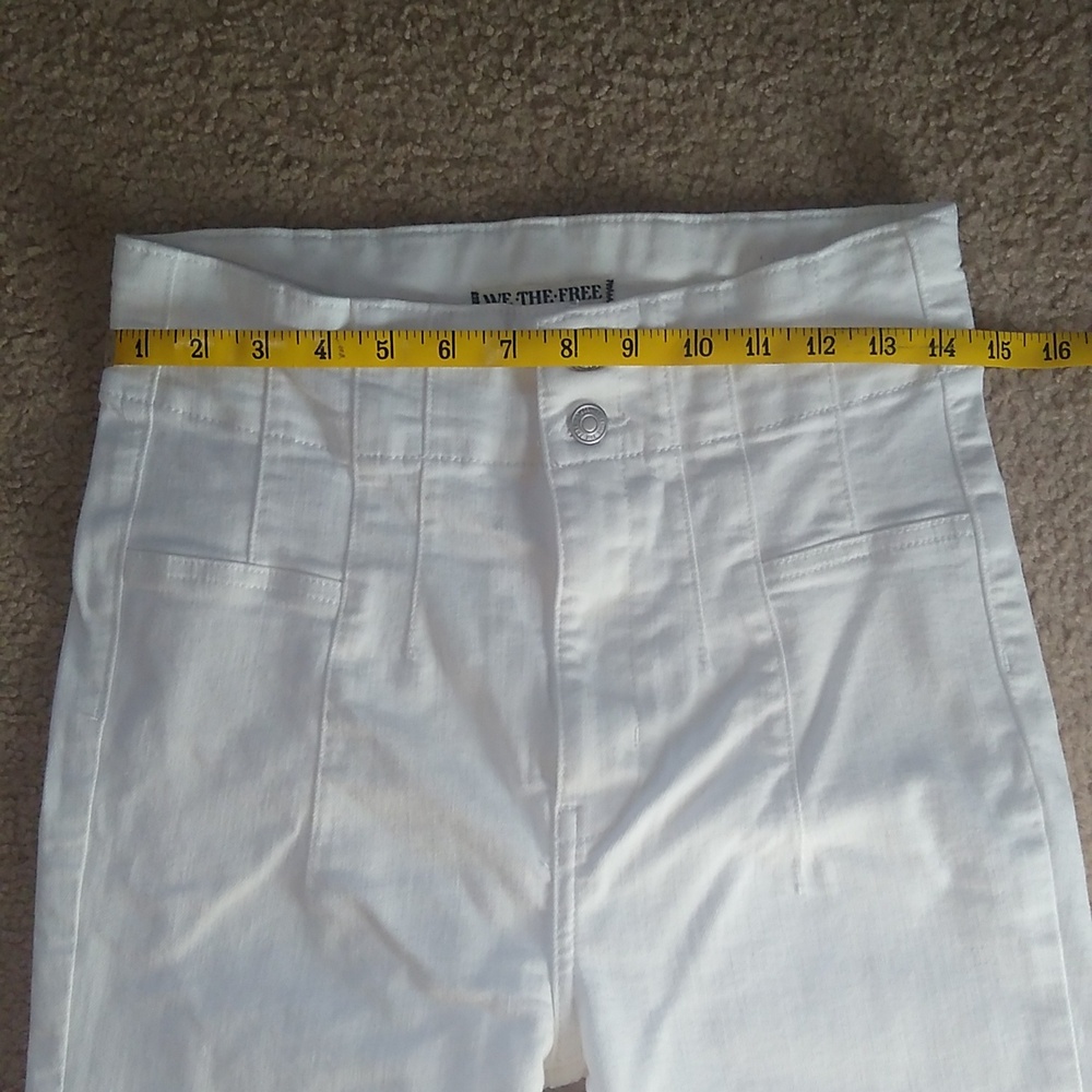 We The Free Jayde High-Waisted Flared White Denim Jeans Women's Size 29 Short - Picture 9 of 9